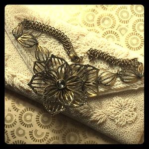 C+I Cut-out Flower and Petal Collar Necklace